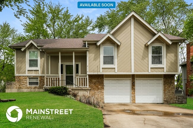 property at 2114 E Stratford Rd