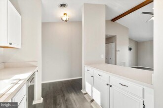 10287 White Pelican Way-Unit -101E in New Market, MD - Building Photo - Building Photo