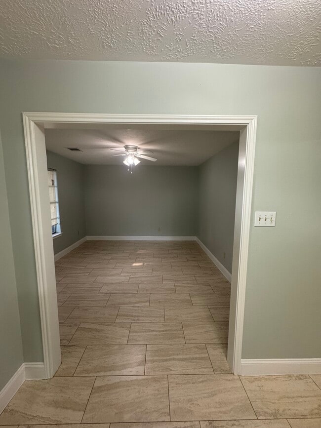 11106 Fall Breeze Dr in Houston, TX - Building Photo - Building Photo