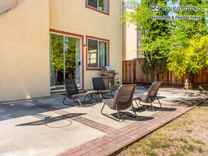 173 Summerwind Dr in Milpitas, CA - Building Photo - Building Photo