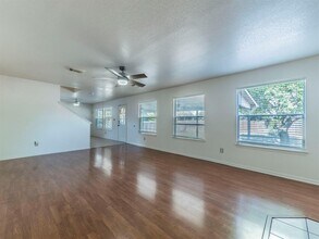 2316 Logan Dr in Round Rock, TX - Building Photo - Building Photo