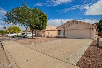 1005 E Mohawk Dr in Phoenix, AZ - Building Photo - Building Photo