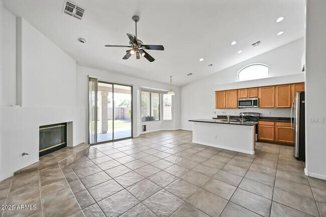 6401 E Waltann Ln in Scottsdale, AZ - Building Photo - Building Photo