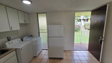 95-2052-2052 Waikalani Pl in Mililani, HI - Building Photo - Building Photo