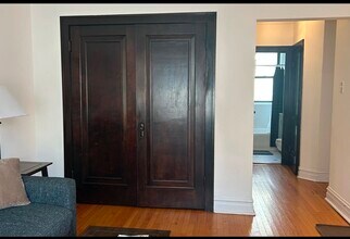 1913 W Larchmont Ave in Chicago, IL - Building Photo - Building Photo