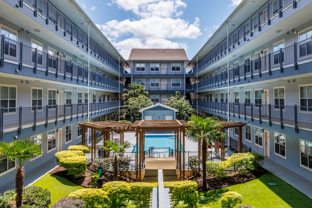 Legacy Student Living in Tallahassee, FL - Building Photo