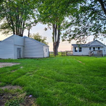 8445 Maumee Western Rd in Monclova, OH - Building Photo - Building Photo