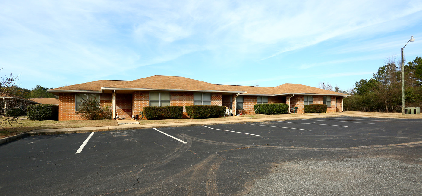 Green Meadows Apartments in Quincy, FL - Building Photo