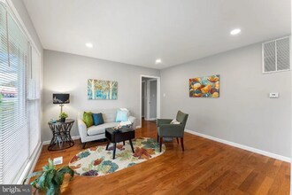 2711 Edfeldt Dr in District Heights, MD - Building Photo - Building Photo