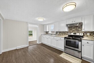 239 McDonald Rd in Winchester, VA - Building Photo - Building Photo