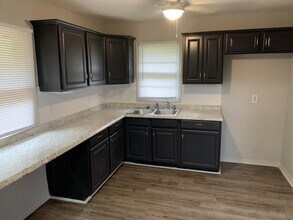 1540 NE 39th St in Oklahoma City, OK - Building Photo - Building Photo