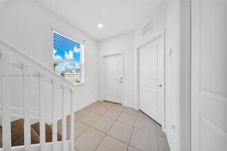 2699 SE 19th St in Homestead, FL - Building Photo - Building Photo