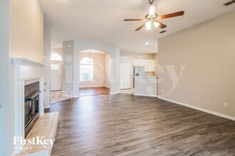 528 Millhouse Ln in Orange Park, FL - Building Photo - Building Photo