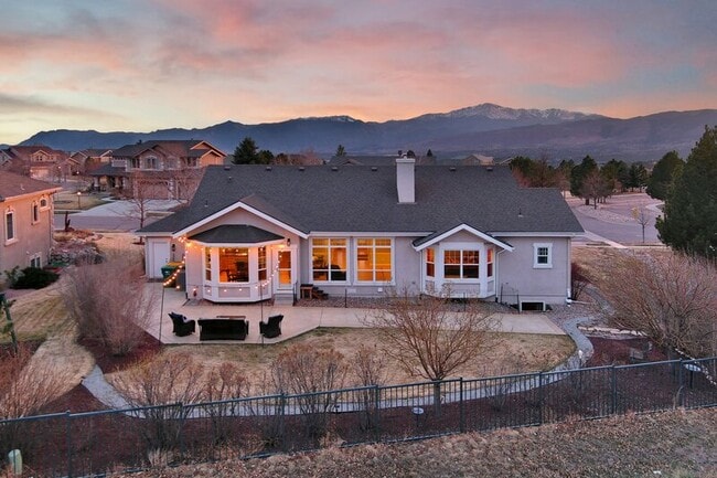 10071 Clovercrest Dr in Colorado Springs, CO - Building Photo - Building Photo