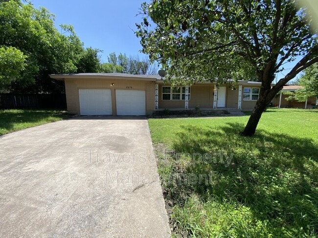property at 3570 Paramount St