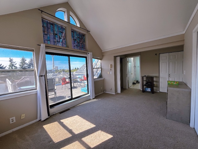 915 6th Ave N in Seattle, WA - Building Photo - Building Photo