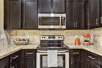 346 NE 47th Pl in Pompano Beach, FL - Building Photo - Building Photo