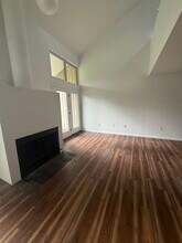 1051 Danby Rd, Unit A3 in Ithaca, NY - Foto de edificio - Building Photo