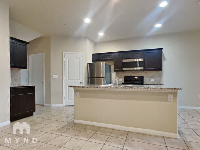 2880 Donnell Dr in Round Rock, TX - Building Photo - Building Photo