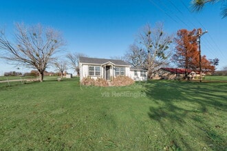 192 Diamond Rnch Rd in Whitesboro, TX - Building Photo - Building Photo