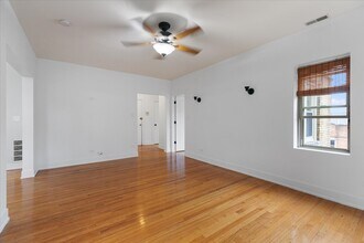 4057 N Spaulding Ave in Chicago, IL - Building Photo - Building Photo