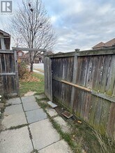 2 Fallstar Crescent in Brampton, ON - Building Photo - Building Photo