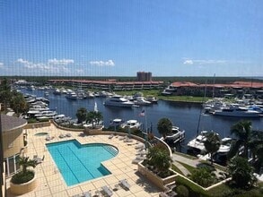 3321 Sunset Key Cir in Punta Gorda, FL - Building Photo - Building Photo