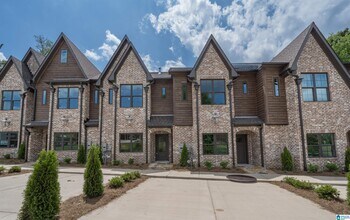 4228 Oakview Ln in Vestavia Hills, AL - Building Photo - Building Photo