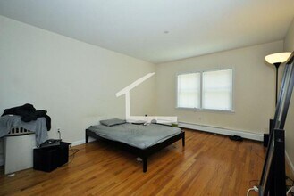 48 Kent St in Brookline, MA - Building Photo - Building Photo