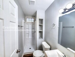 3024 Pasadena Dr in Decatur, GA - Building Photo - Building Photo