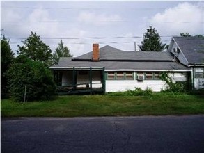 Green Garden Apartments in Crestview, FL - Building Photo - Building Photo