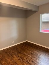 508 Mill St in Elgin, IL - Building Photo - Building Photo