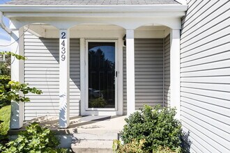 2439 Sutter Pkwy in Dublin, OH - Building Photo - Building Photo