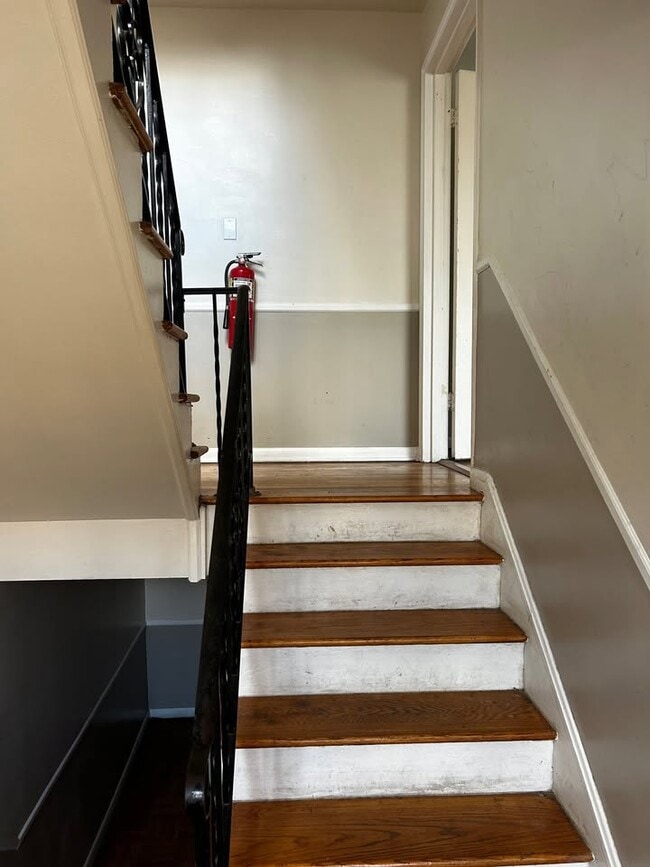 4177 Paxton Woods Ln, Unit 2 in Cincinnati, OH - Building Photo - Building Photo