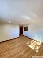 39 Loomis St, Unit 39 in Cambridge, MA - Building Photo - Building Photo