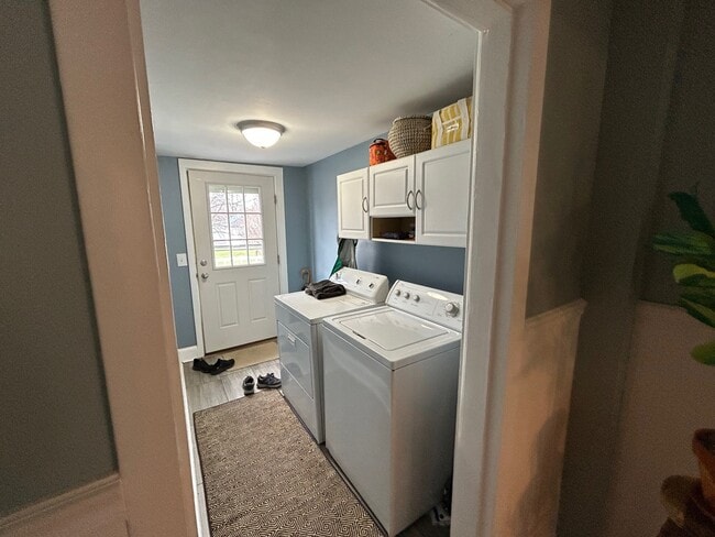 36 Mount Pleasant St, Unit 2 in Biddeford, ME - Building Photo - Building Photo