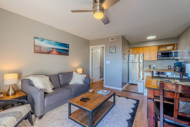 4 N Forest Beach Dr in Hilton Head Island, SC - Building Photo - Building Photo