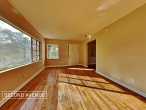 1975 Rugby Rd in Jacksonville, FL - Foto de edificio - Building Photo