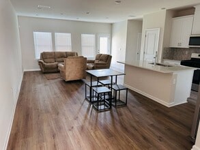 2568 Congaree Pk in Snellville, GA - Building Photo - Building Photo