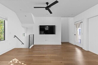 1128 Chicon St in Austin, TX - Building Photo - Building Photo