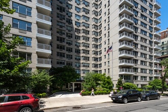 2-8 Fifth Ave in New York, NY - Building Photo - Building Photo