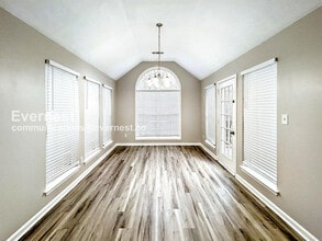 320 Ashley Woods Dr in Newnan, GA - Building Photo - Building Photo