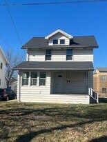 702 W Murphy St in Lima, OH - Building Photo