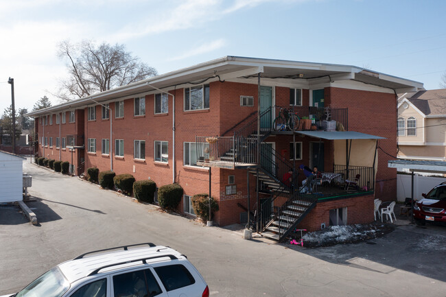 Torino Apartments in Salt Lake City, UT - Foto de edificio - Building Photo