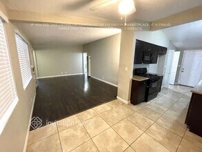 11933 Phillippi Ave in San Fernando, CA - Building Photo - Building Photo