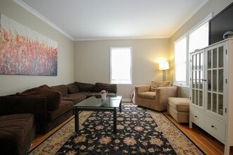 5525 36th Ave S in Minneapolis, MN - Building Photo - Building Photo