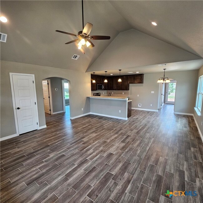 property at 1746 Blueridge Dr