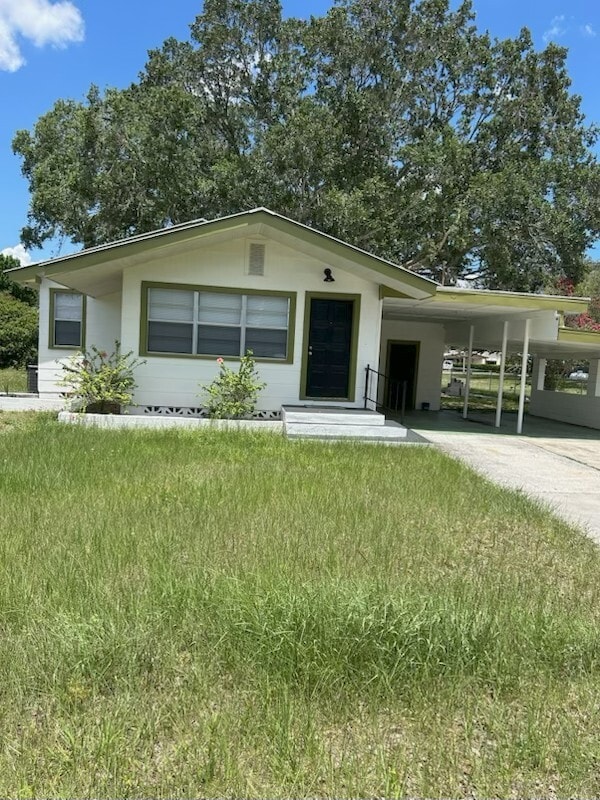 property at 12 N Desoto Ave