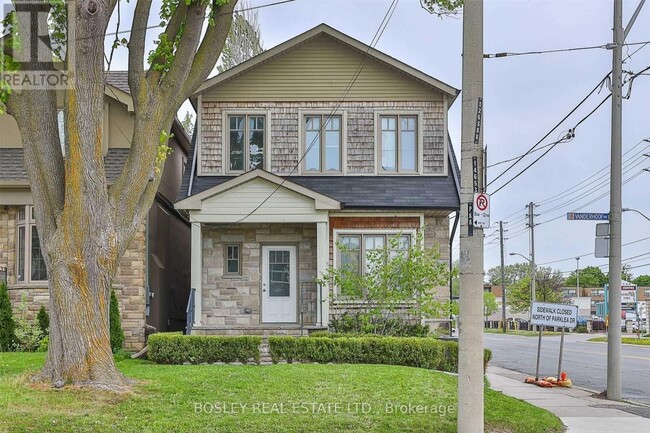 88 Vanderhoof Ave in Toronto, ON - Building Photo - Building Photo