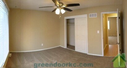 9106 W 78th St in Overland Park, KS - Building Photo - Building Photo